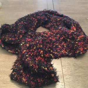 STEVE MADDEN MULTI COLORED INFINITY SCARF